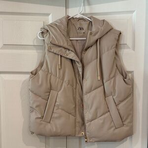 Zara Women's Beige Hooded Vest